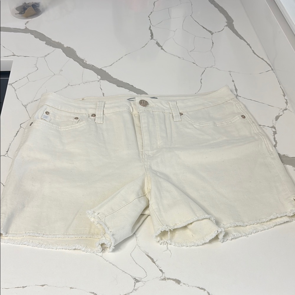 Seven7 Women's Off-White Jean Shorts